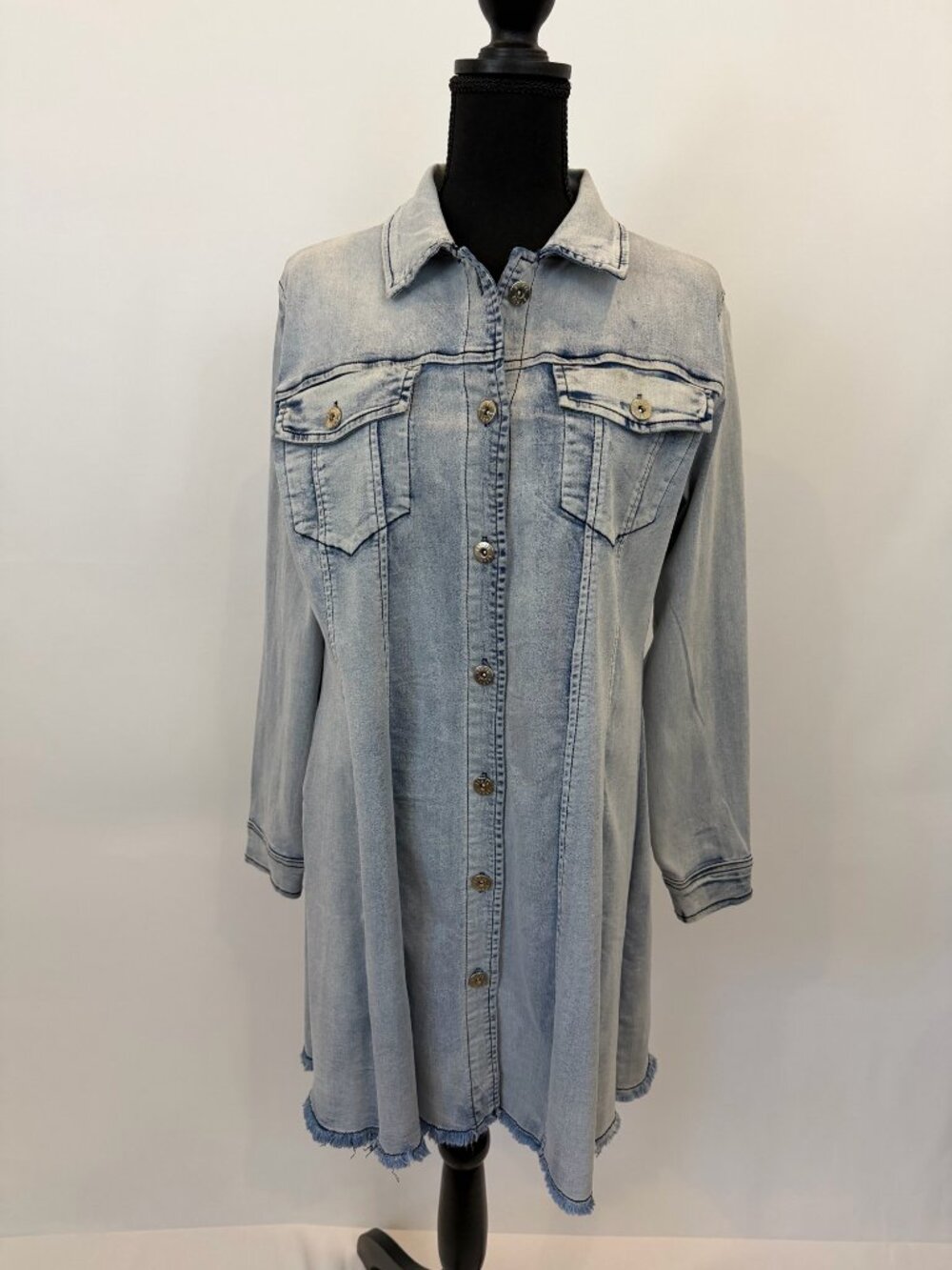 Ethyl Light Blue Acid Wash Denim Jacket Duster Raw Hem Stretch M NWT